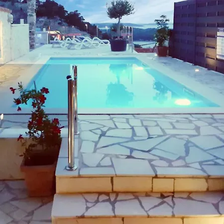 Amazing In With Sauna