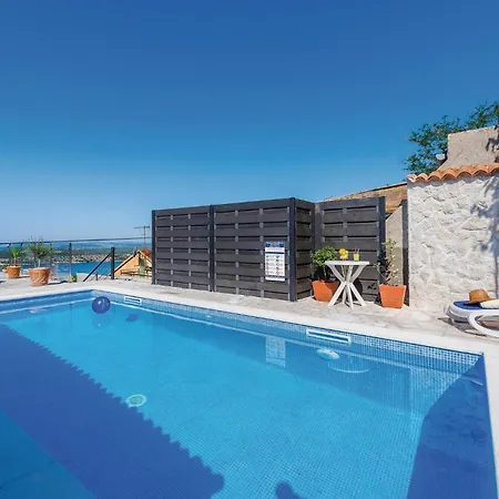 Apartment Beautiful In With Kitchen Sibenik