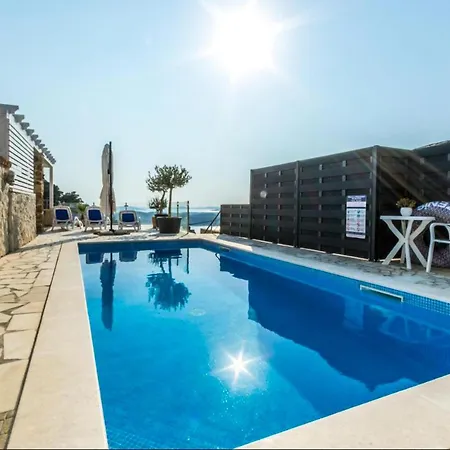 Amazing In With Sauna Apartmán *