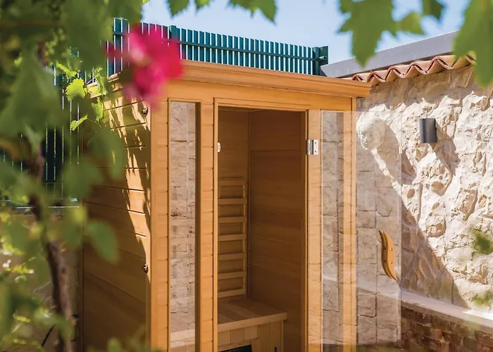 Amazing In With Sauna